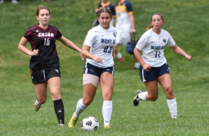 Women's soccer advances to second straight conference championship game